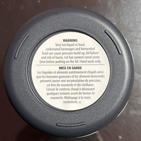 Trudeau Insulated Container - Picture 4 of 8